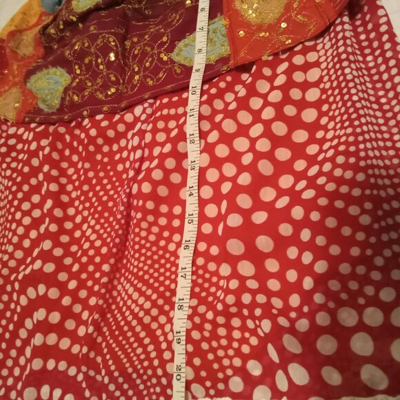 Beautiful handmade skirt, with denim, silk & cotton fabrics, sequins, embroidery - Picture 7 of 13